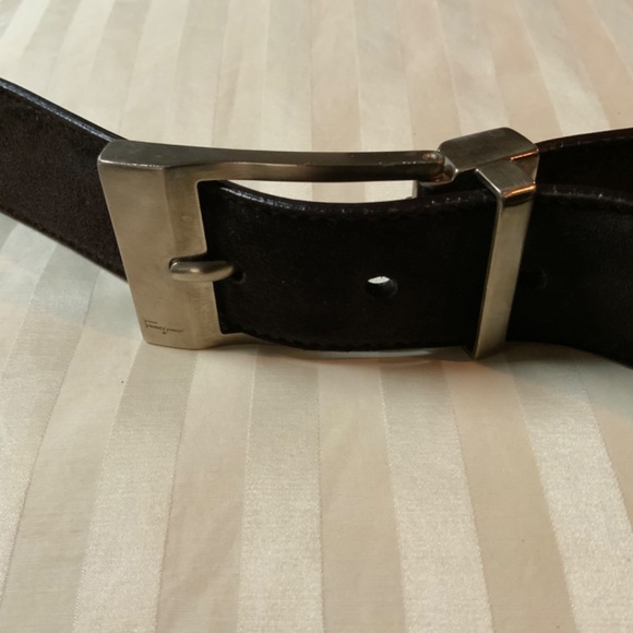 Salvatore Ferragamo unisex brown suede belt - Picture 2 of 8